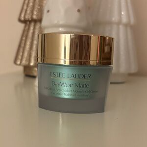 Estee Lauder DayWear Matte Gel Creme
